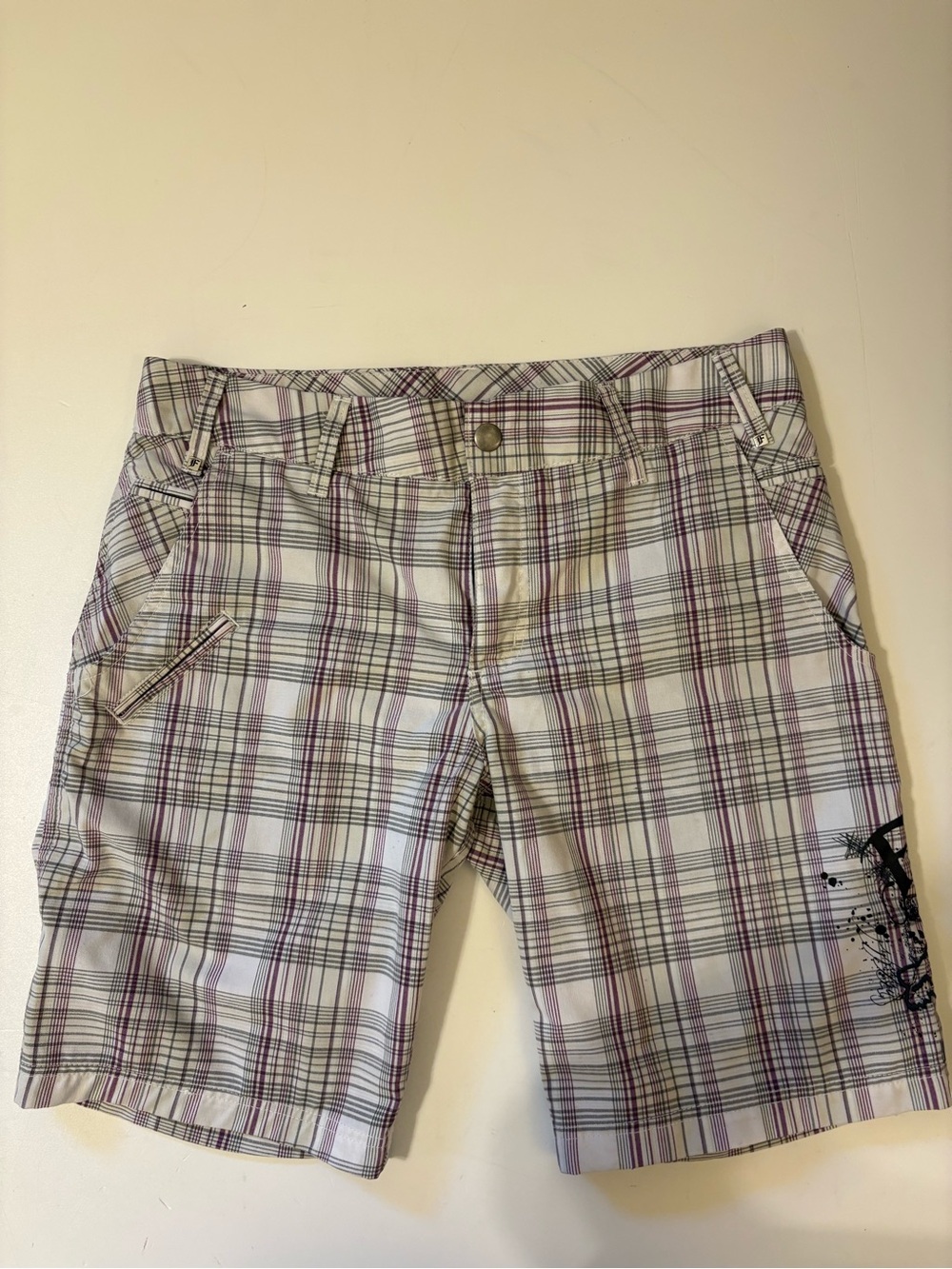 Women’s Fox Plaid Shorts in White and Purple with greyish green subtle stripe